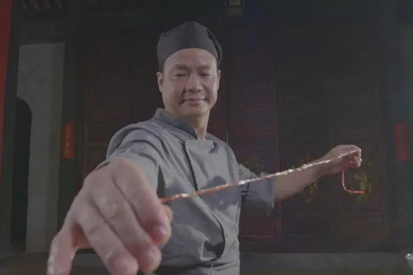 前文再續(xù)，書接上一回，搵食大BOSS終于現(xiàn)身啦！