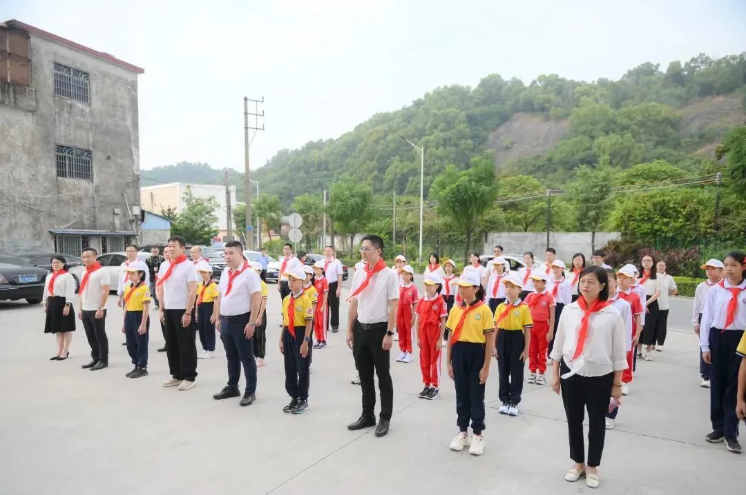 榮業(yè)成為中山首個食品加工類別少先隊校外實踐教育基地廠企！