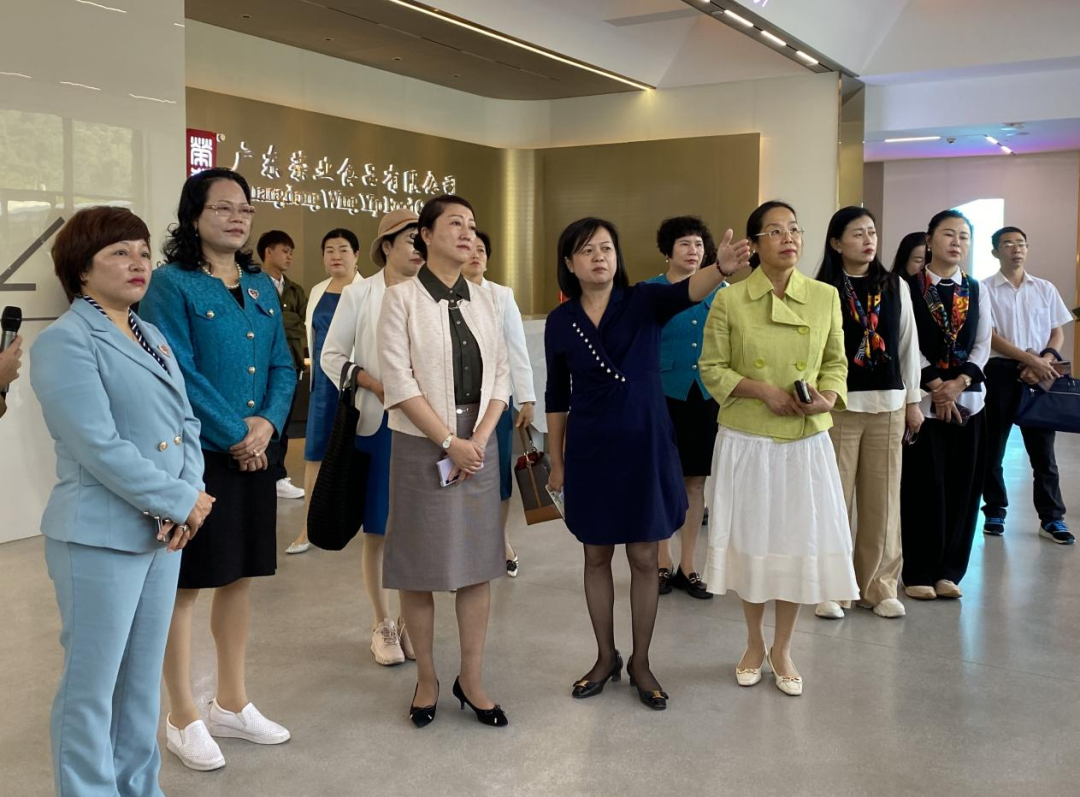 貴州省六盤水市婦聯(lián)到黃圃鎮(zhèn)開展協(xié)作交流，并走訪榮業(yè)